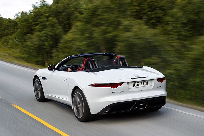 Jaguar f Type r 2021