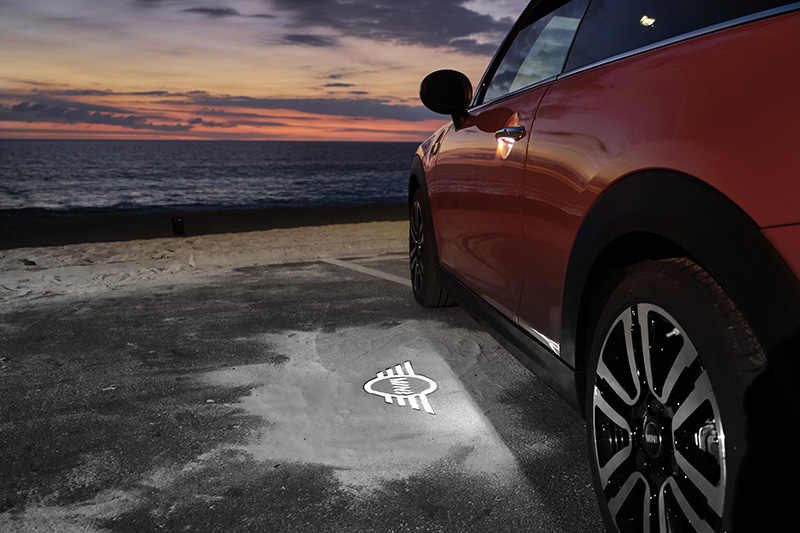 Проекция дверей Mini Cooper