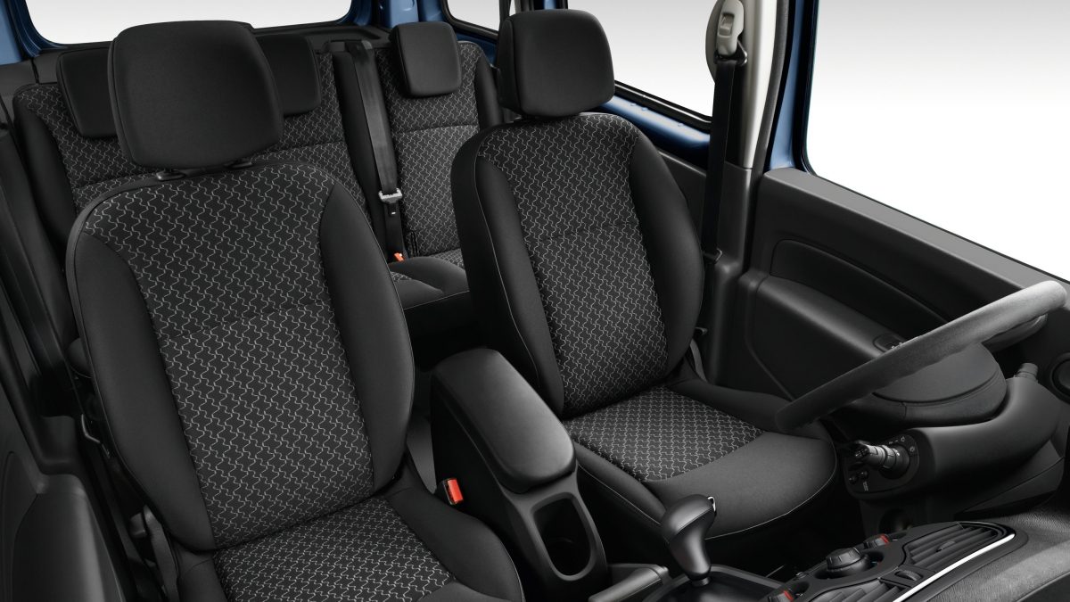 Автомобиль Renault KANGOO Z.E - новости, обзоры, тест-драйвы. Комплектации  и цены на KANGOO Z.E от официциальных дилеров.