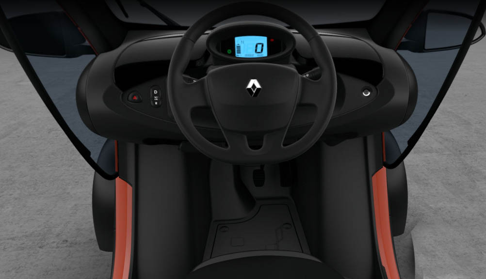 Электрокар ли. Renault Twizy Interior. Renault Twizy салон. Электромобильчик Рено Твизи салон. Рено электромобиль Twizy салон.