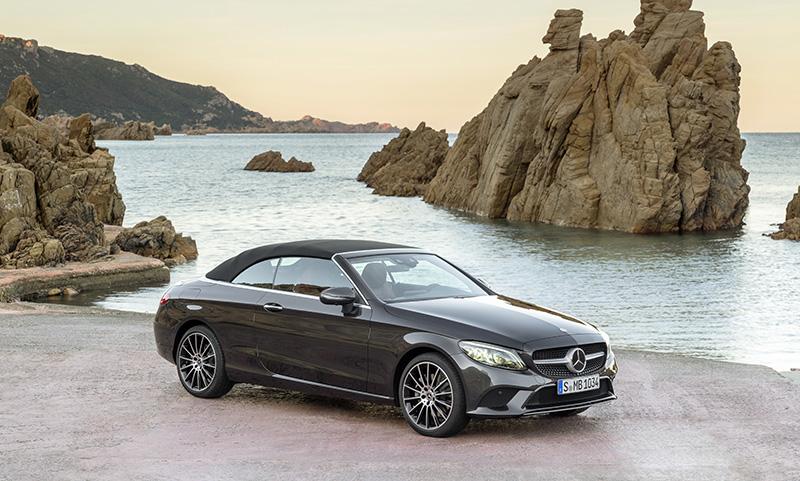 Mercedes-Benz представил двухдверные версии нового С-Класса – купе и кабриолет