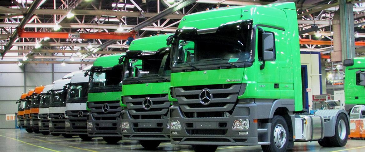Mercedes-Benz передал юбилейный грузовик ключевому клиенту «ДАЙМЛЕР КАМАЗ РУС»