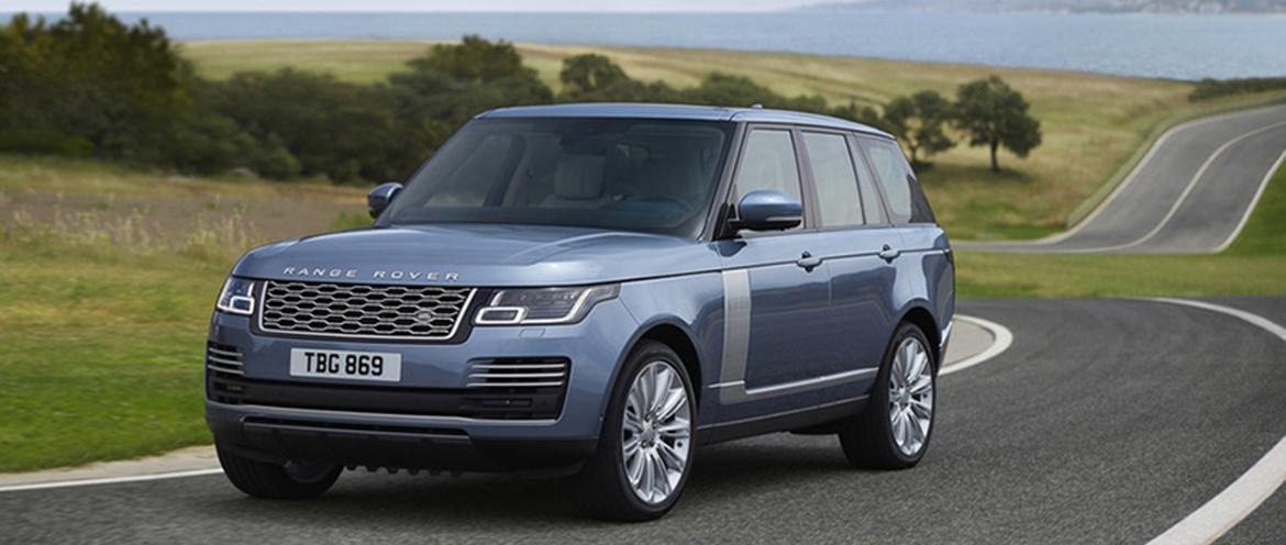 Компания Jaguar Land Rover Россия анонсировала цены на обновленные модели Range Rover и Range Rover Sport 2018 года