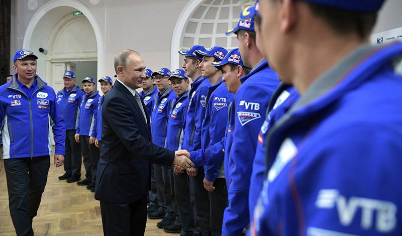 Президент России поздравил команду «КАМАЗ-мастер» с 30-летием