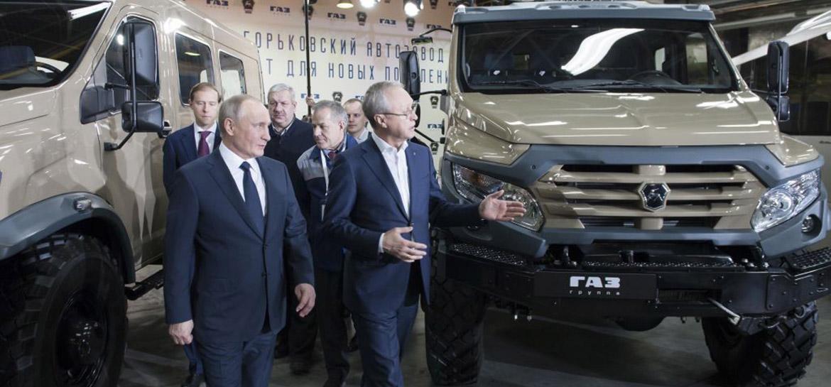 Президент России Владимир Путин посетил праздничные мероприятия, посвященные 85-летию Горьковского автомобильного завода