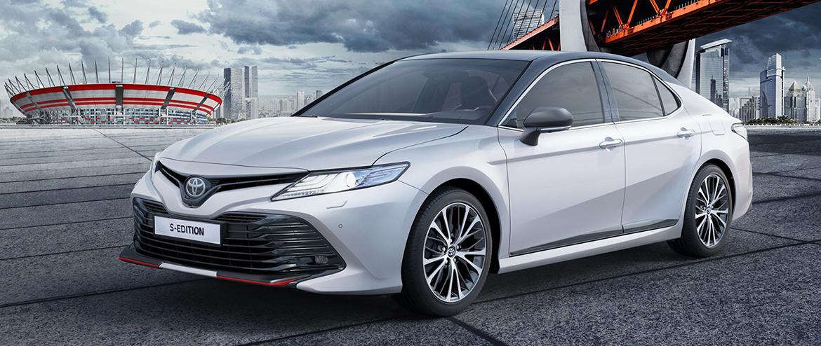 Toyota начала прием заказов на спецсерию Camry S-Edition