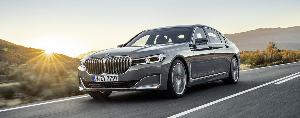Рестайлинг BMW 7 серии 2019 года: известны цены и комплектации в России