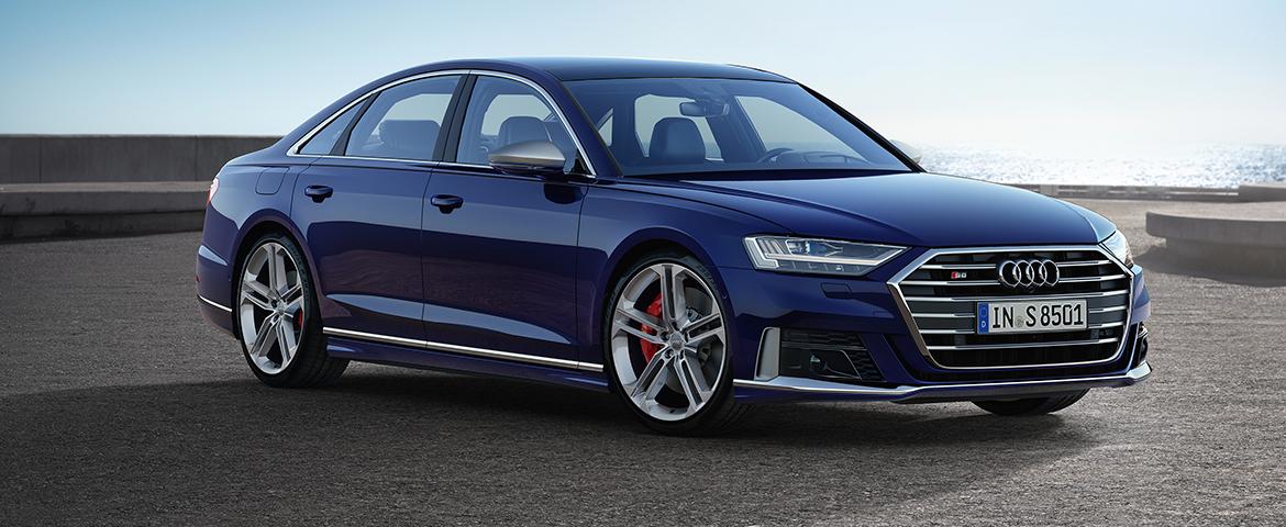 Представлен Audi S8  2020 года. По капотом V8 с технологией умеренного гибрида - 571 л. с. и 800 Н·м