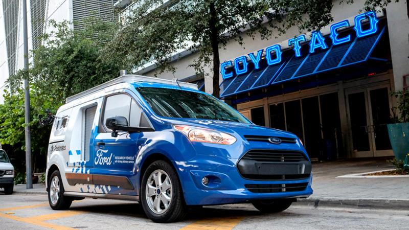 Ford объявил о начале тестирования автоматической доставки с помощью модифицированного фургона Transit Connect