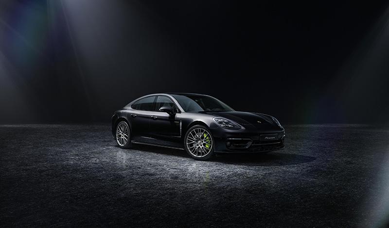 Porsche:Специальная версия Panamera Platinum Edition доступна к заказу. Цена от 9 480 000 рублей