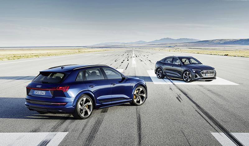 Audi e-tron S доступен к заказу. Цена от 8 450 000 рублей