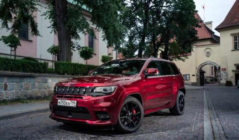 В сентябре на Российский рынок компания Jeep выпустить сразу три новых модели